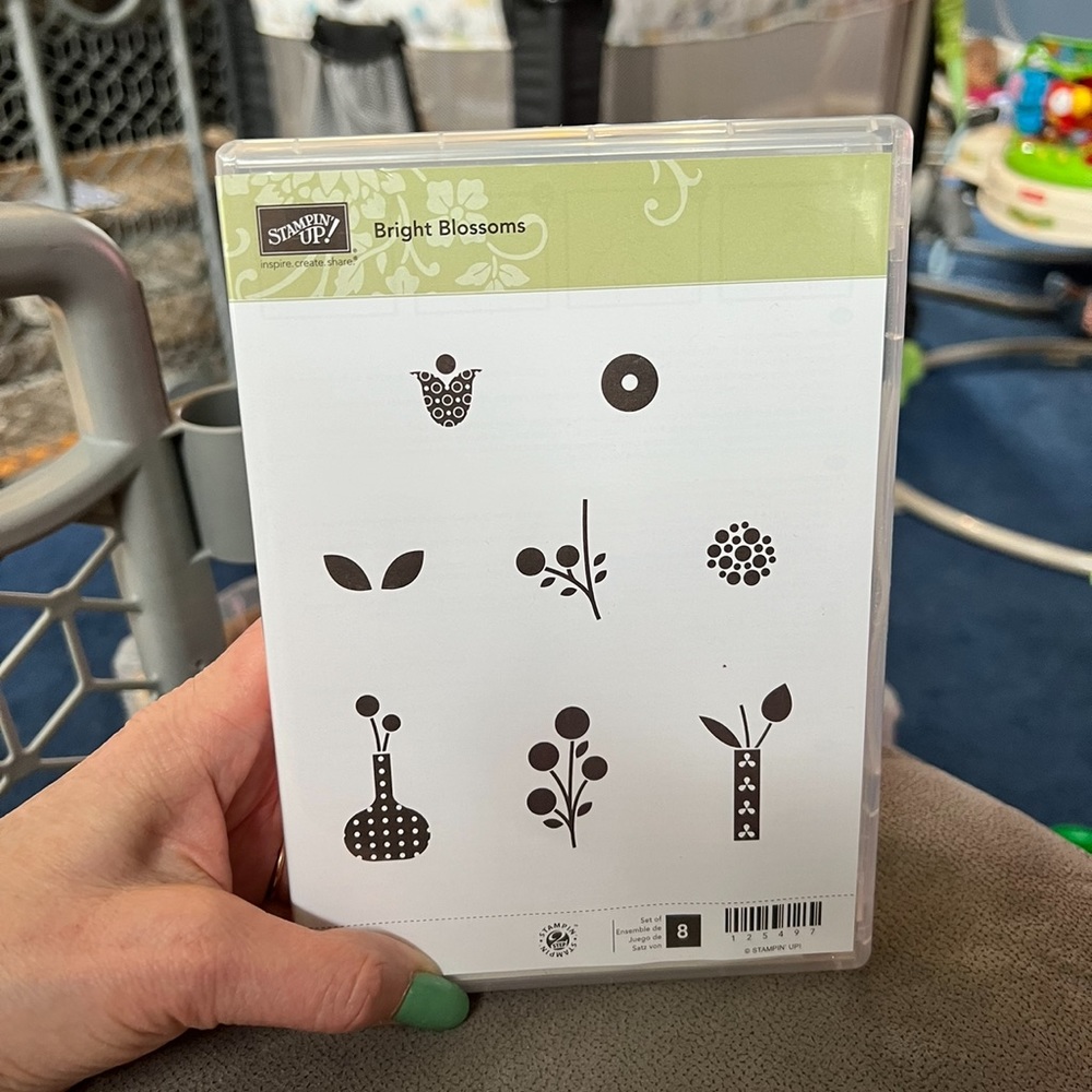 Stampin' Up! BRIGHT BLOSSOMS 8 Stamp Set Flowers 125497. New